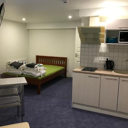Liivalaia 40 Cozy Kitchen Studio Tallinn Luaran gambar