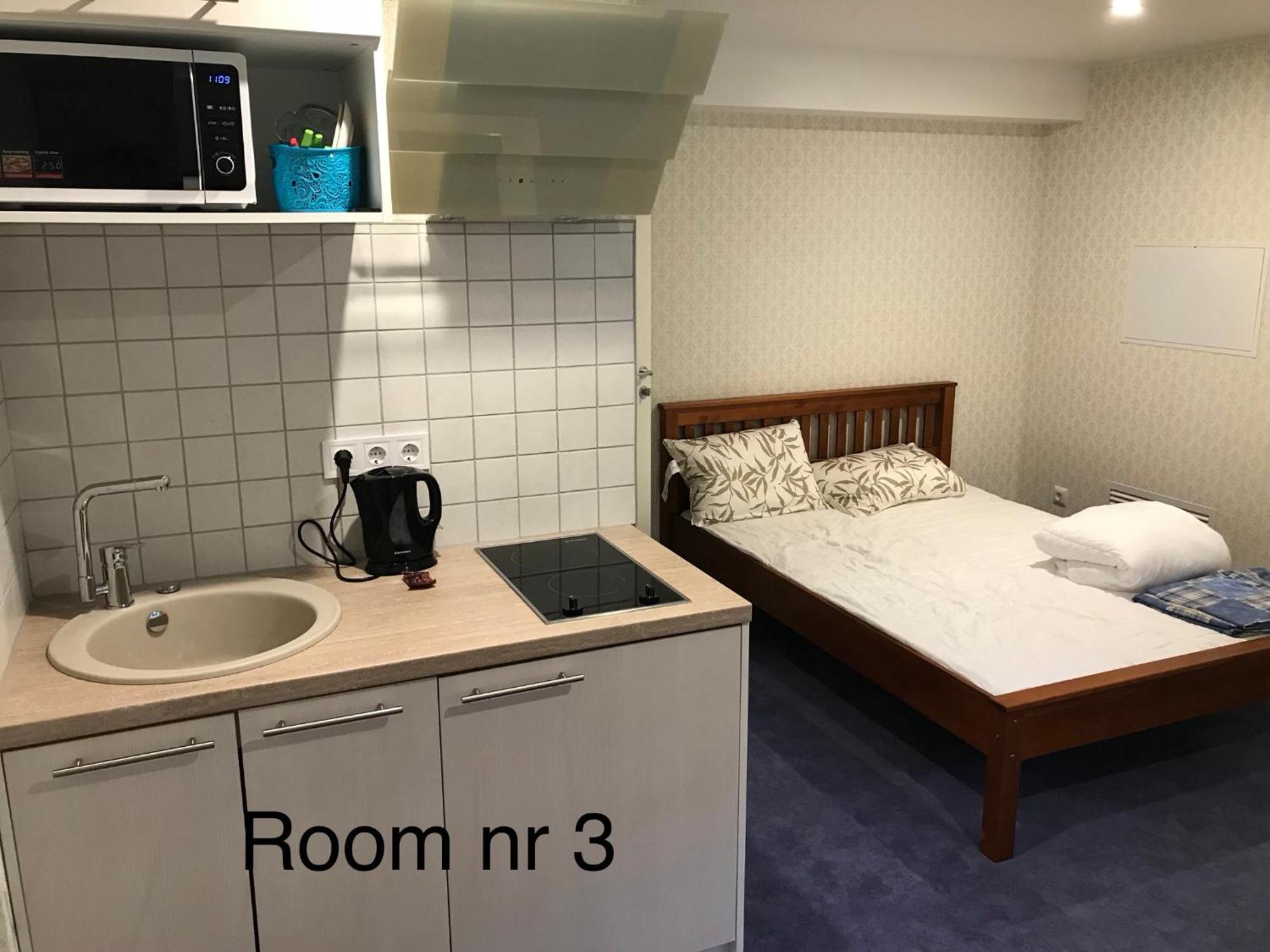 Liivalaia 40 Cozy Kitchen Studio Tallinn Luaran gambar